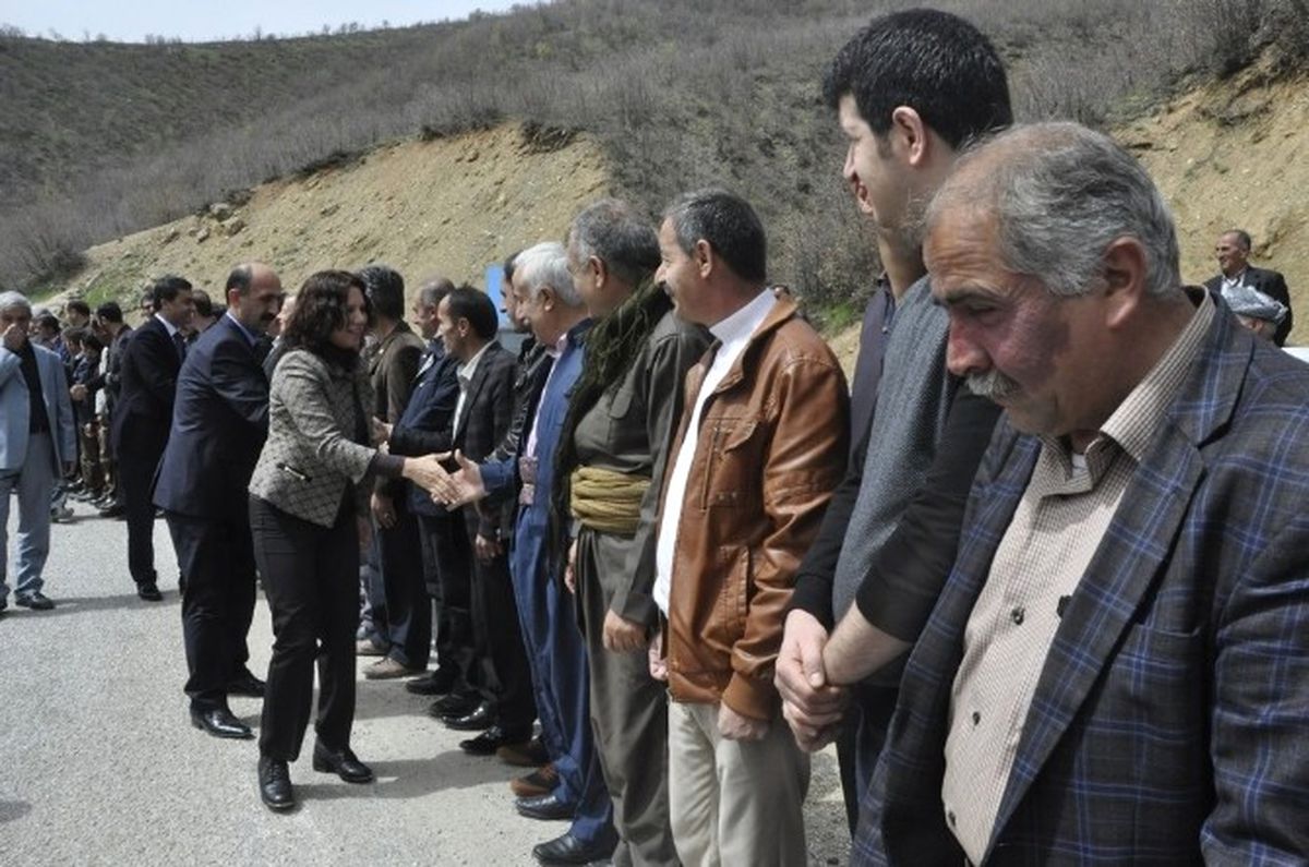 Hdp Adayları Şemdinli\'de