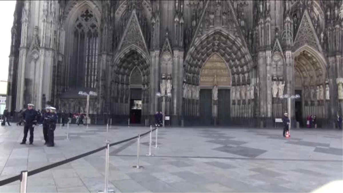 Kazada Ölenler, Köln Katedrali\'nde Düzenlenen Törende Anıldı