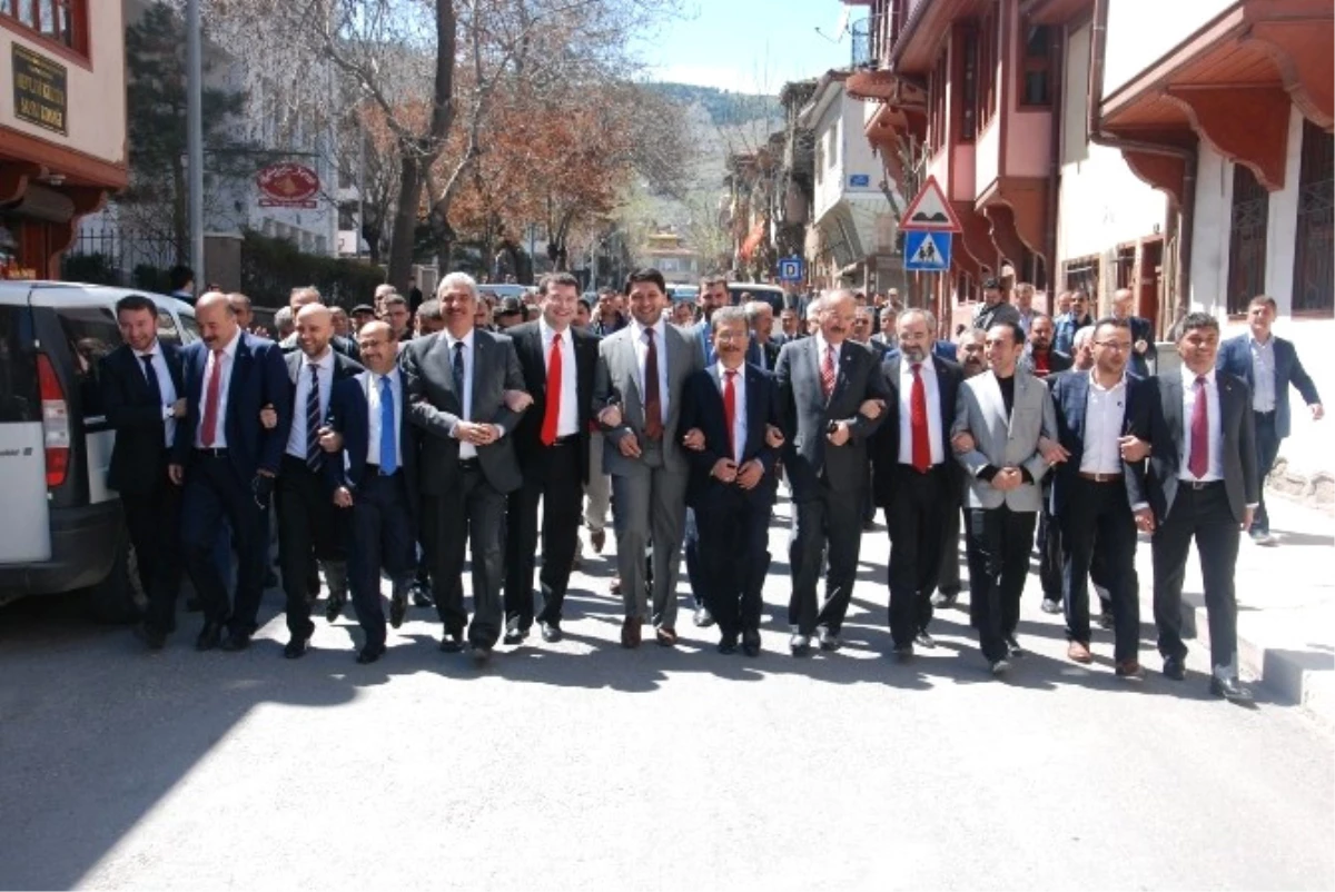 MHP Mehter Takımıyla Seçim Startını Verdi