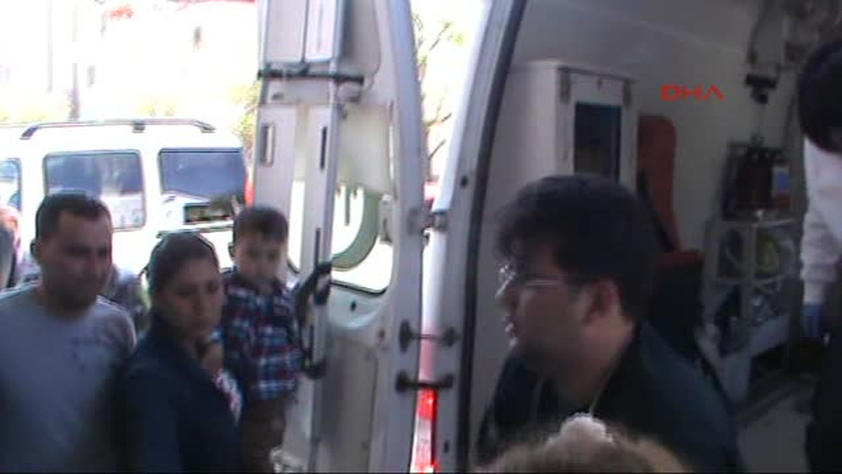 Muğla Tarlasını Sürerken Devrilen Traktörünün Altında Kaldı