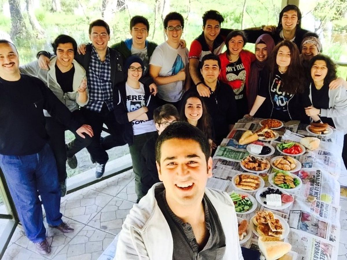 Öğrencilere Lys Öncesi Moral Pikniği