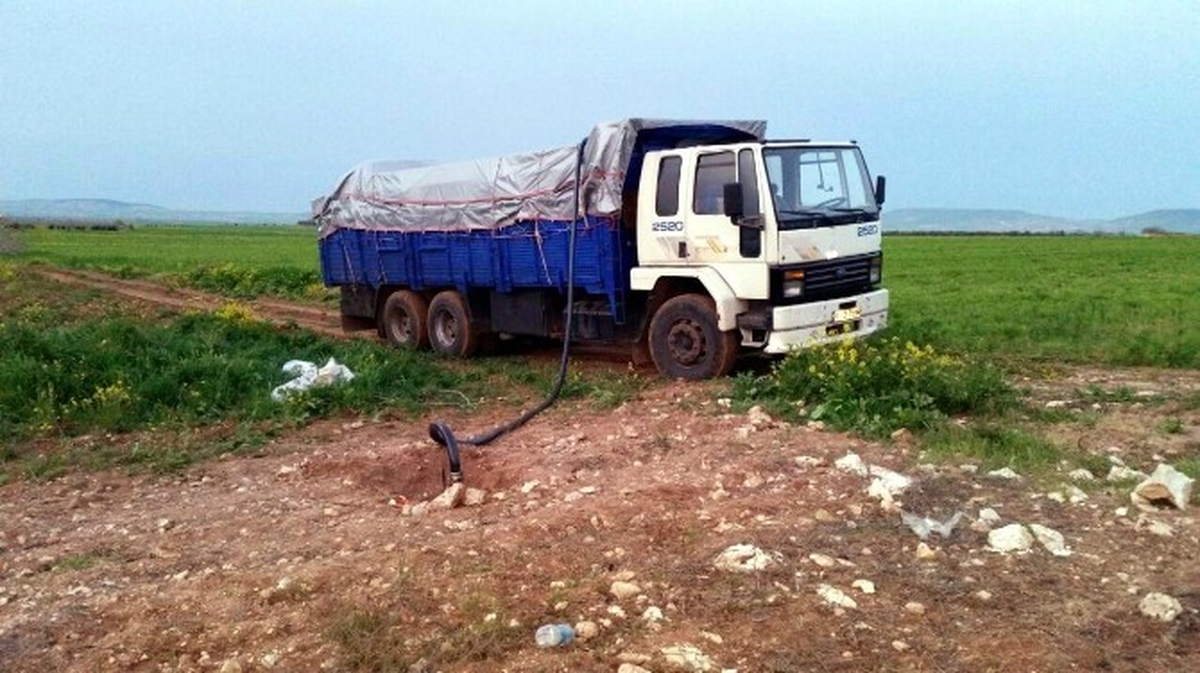 Şanlıurfa\'da Çalıntı Kamyon ve Özel Düzenekle Petrol Hırsızlığı