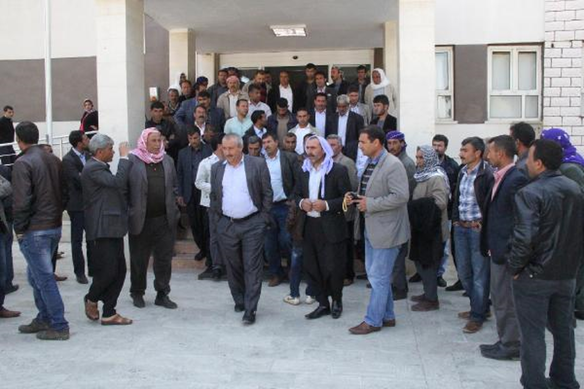 Şanlıurfa\'da Servis Sürücülerinden Eylem