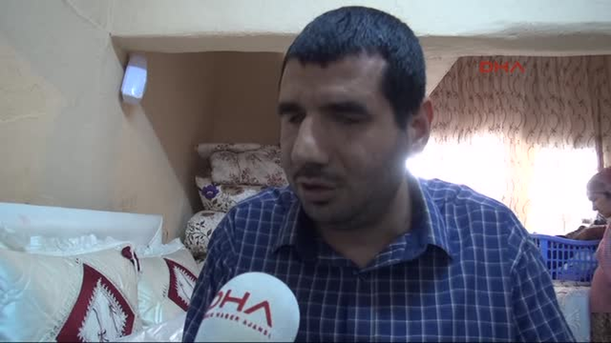 Görme Engelli Nikahsız Eşini Dolandırdı