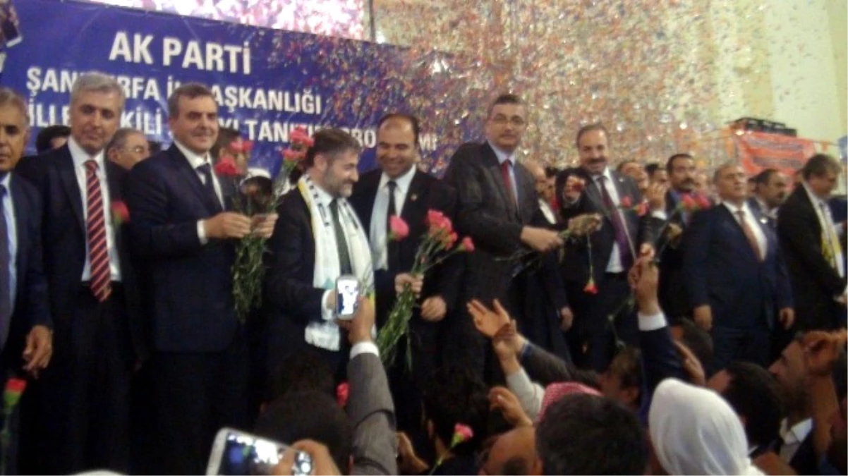 AK Parti Genel Başkan Yardımcısı Nureddin Nebati Seçim Bölgesinde