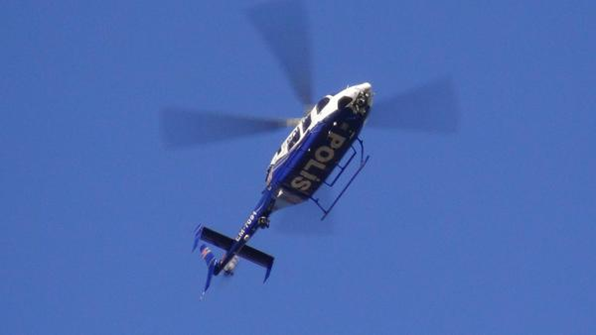 Aksaray\'da Özel Harekat Timleri ve Helikopter Destekli Uyuşturucu Operasyonu