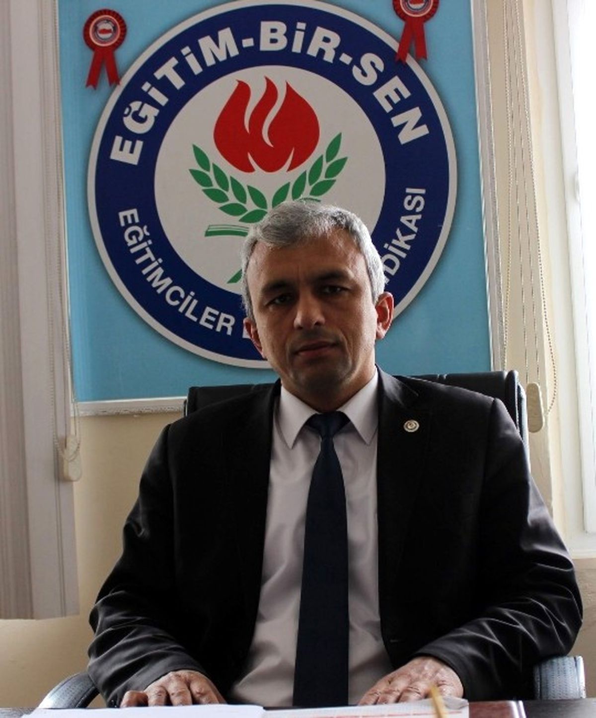 Aydın Eğitim Bir-sen\'den Öğretmene Şiddete Kınama