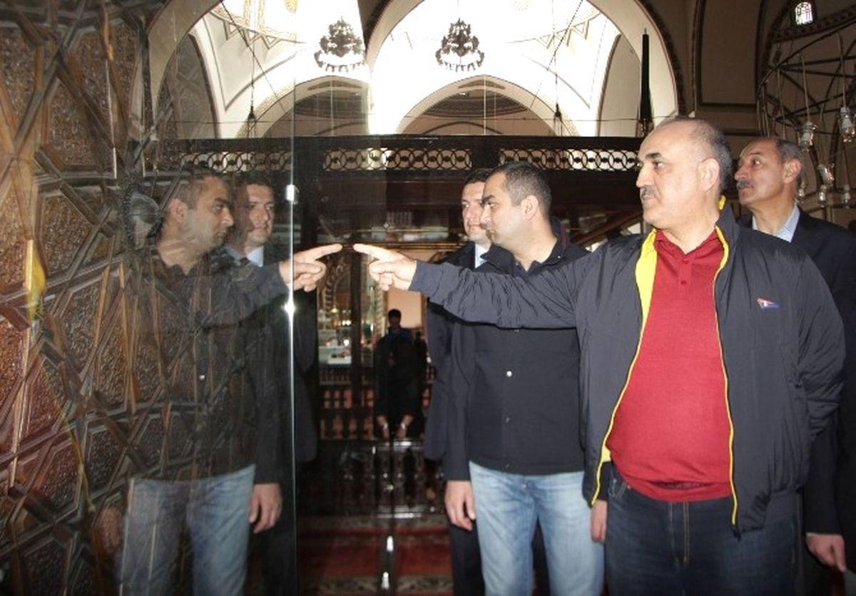 Azeri Bakan Bursa\'ya Hayran Kaldı