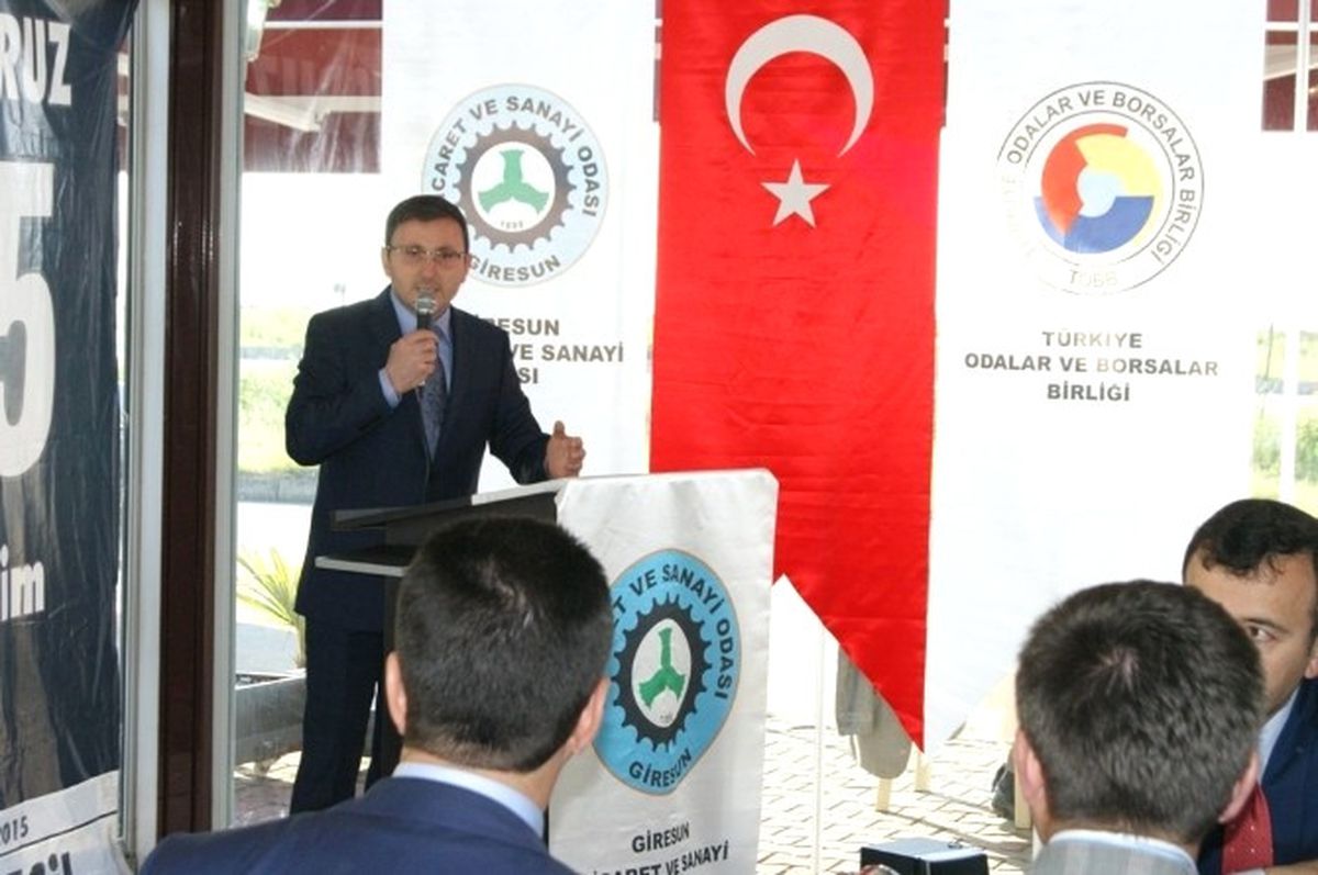 Çakırmelikoğlu Eynesil\'de Üretilen Çay İçin İddialı Konuştu