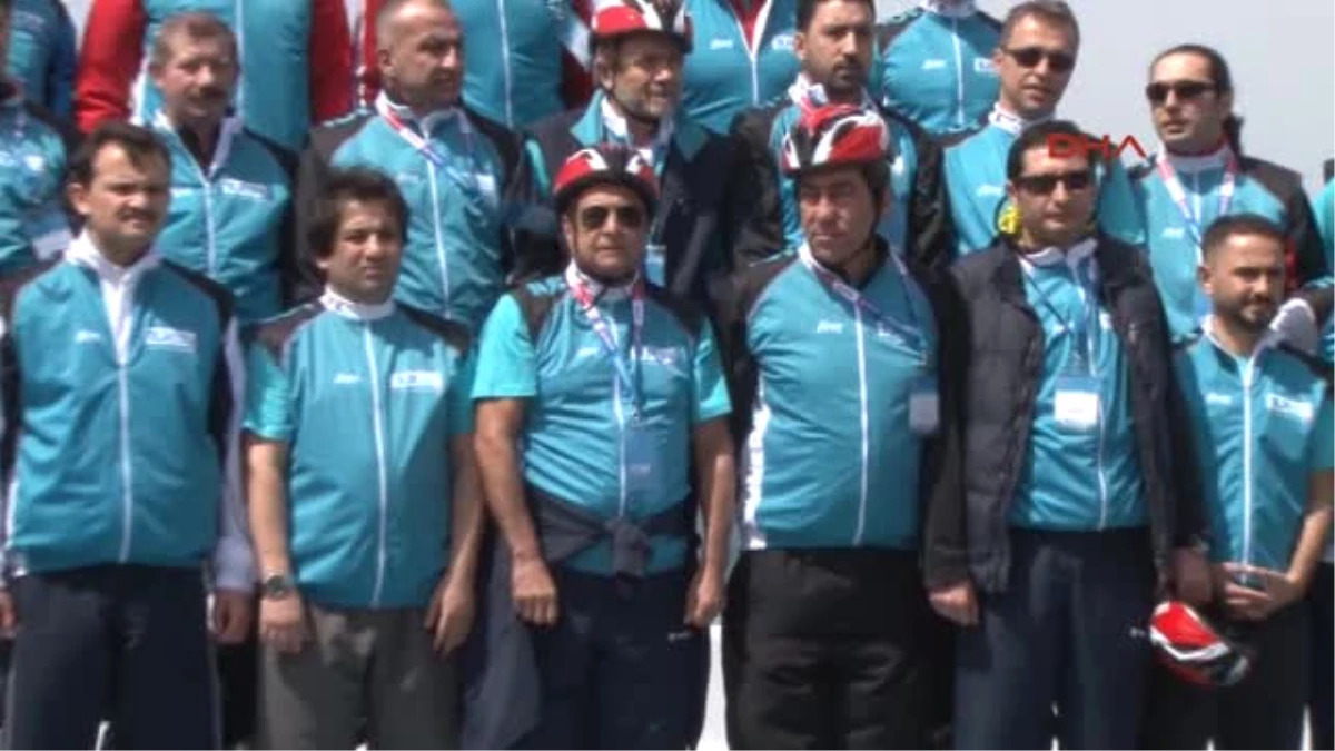 Cumhurbaşkanı Erdoğan, Bisiklet Turu Tanıtımı İçin Pedal Bastı