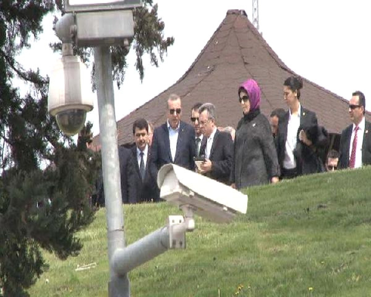 Cumhurbaşkanı Erdoğan Helikopter ile Kocaeli\'ne Gitti