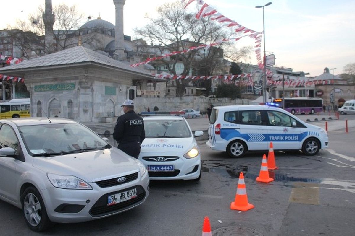 Cumhurbaşkanlığı Bisiklet Turu Nedeniyle Üsküdar-harem Yolu Trafiğe Kapatıldı