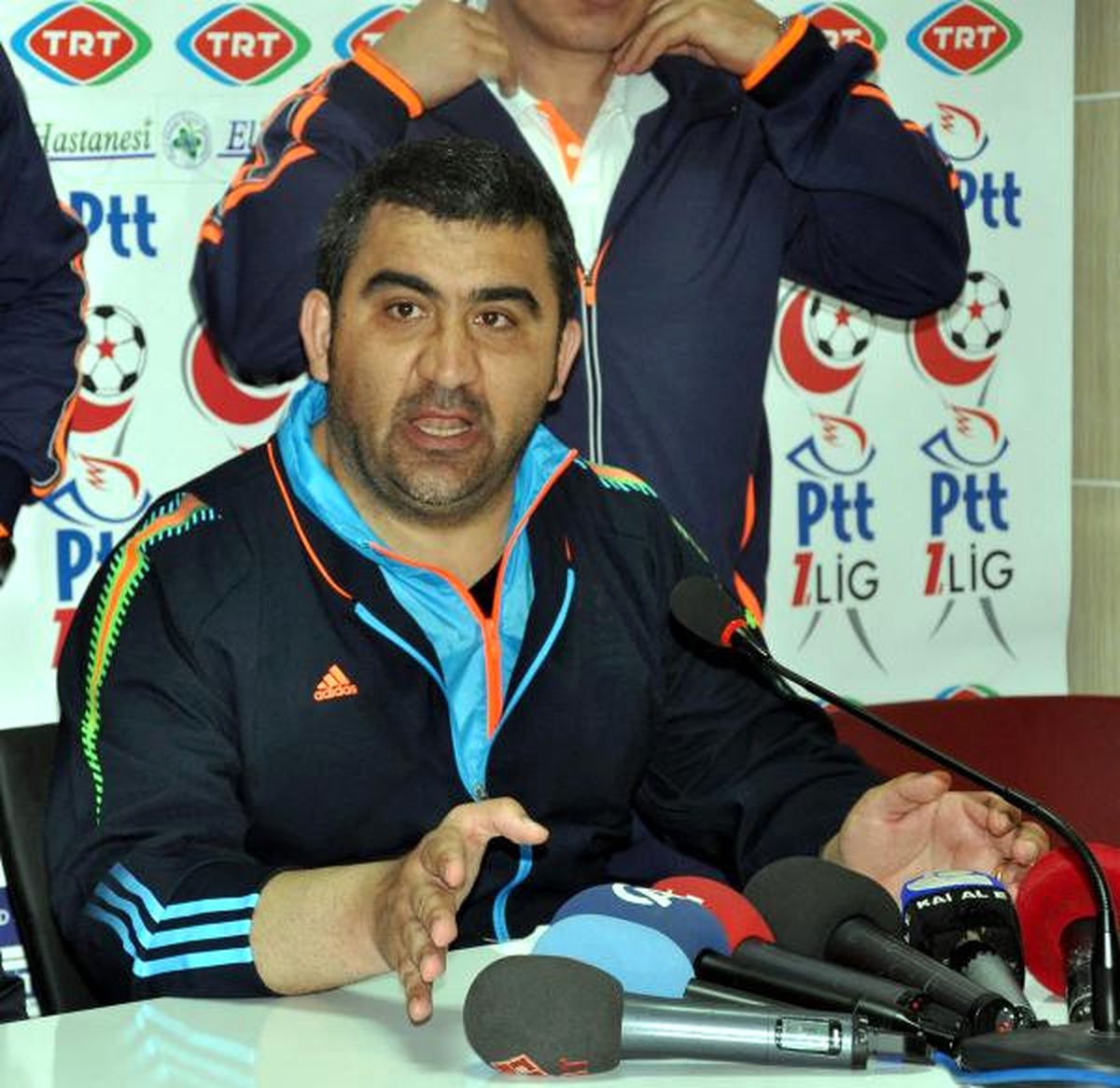 Elazığspor Teknik Direktörü Ümit Özat, İstifa Etti