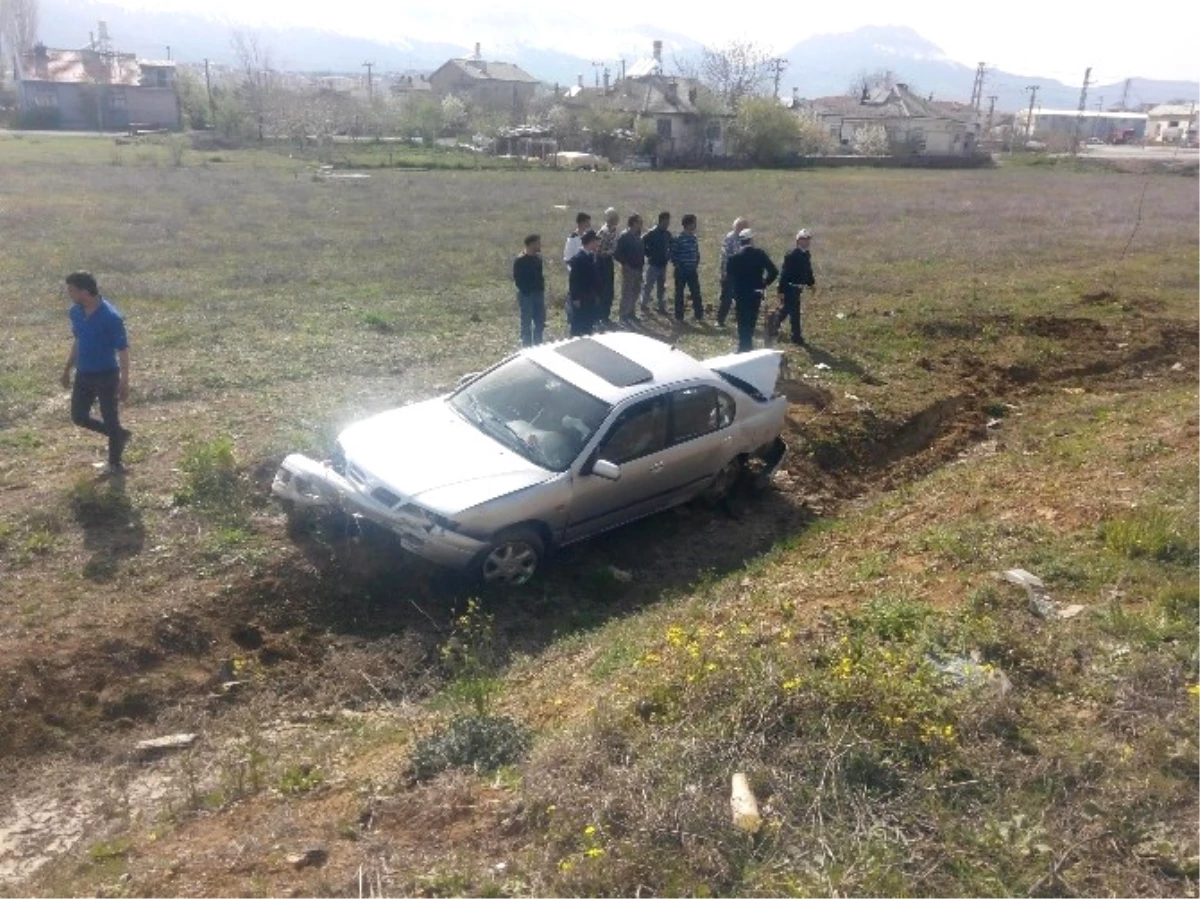 Konya\'da Trafik Kazası: 4 Yaralı