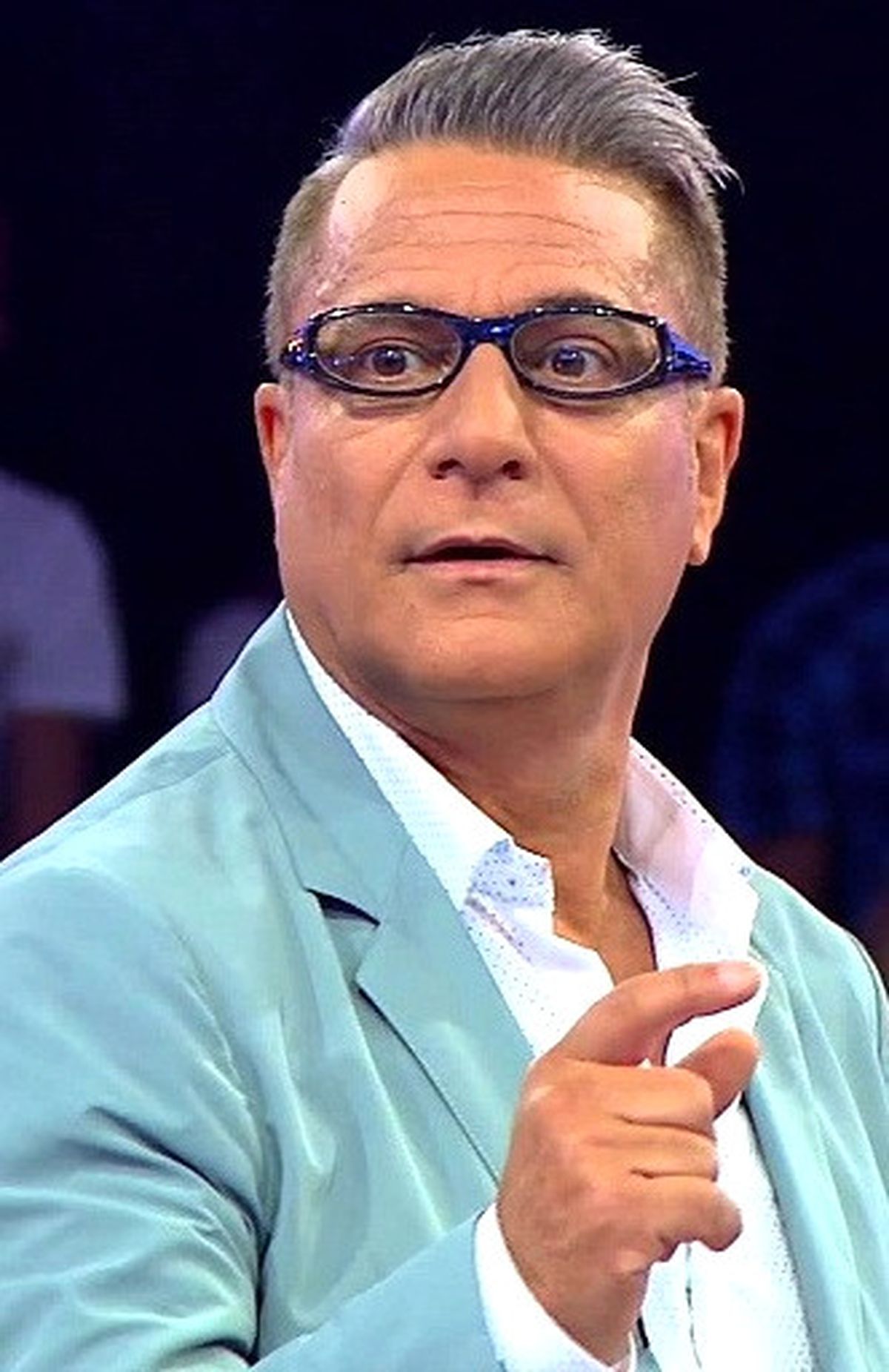 Mehmet Ali Erbil, Bodrum\'da Eğlence Mekanı Açıyor