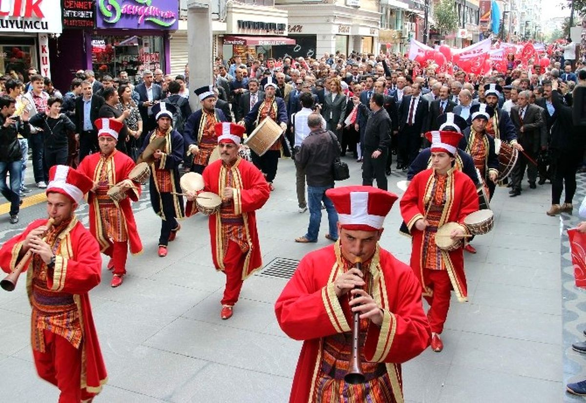 MHP\'den Mehteranlı Aday Tanıtımı