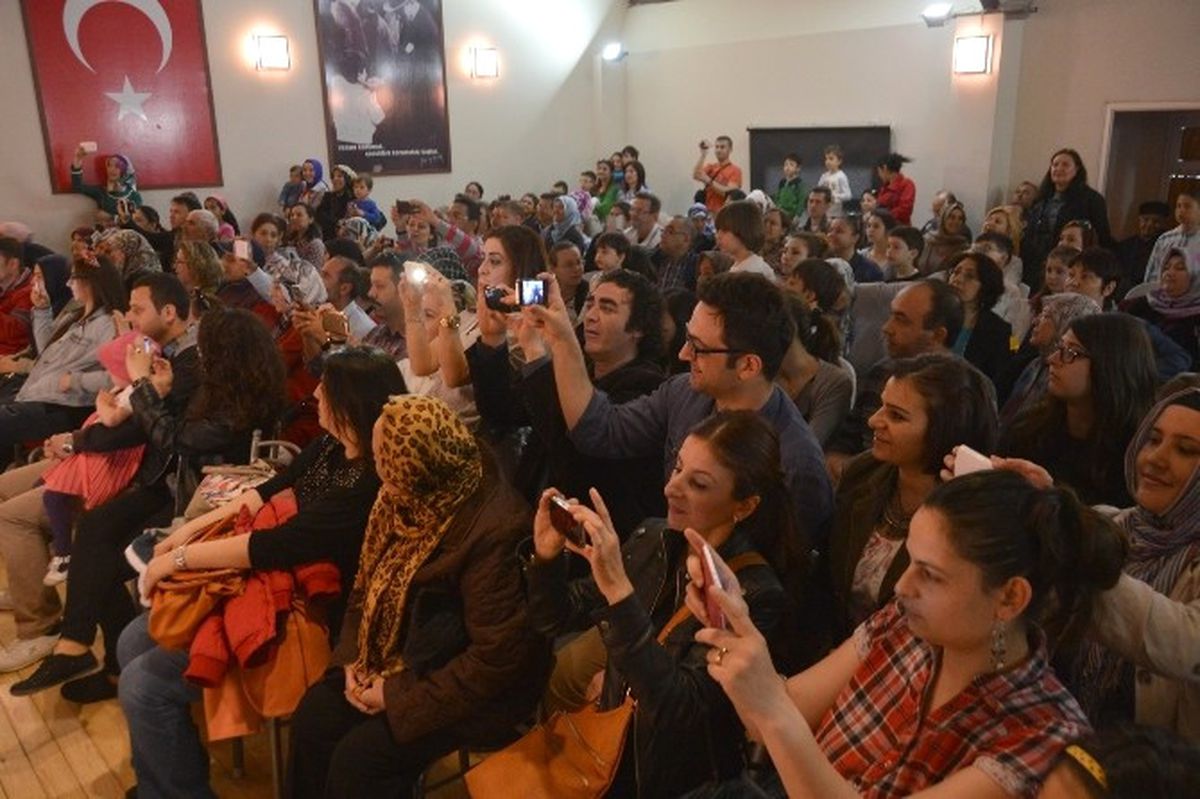 Miniklerin 23 Nisan Coşkusu Başladı
