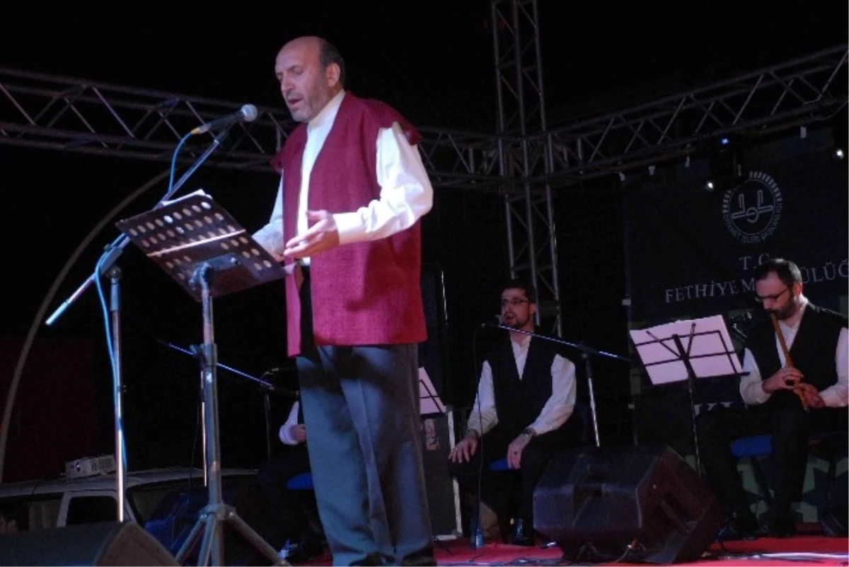 Mustafa Karataş, Fethiye\'de Peygamberimizi Anlattı