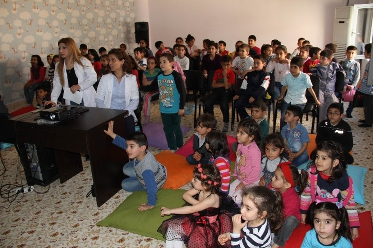 Solin Çocuk Oyun Evi\'ndeki Çocuklara Sağlık Eğitimi