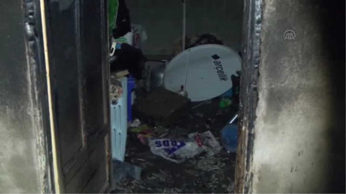 Yangın Çıkan Apartmanda 10 Kişi Dumandan Etkilendi