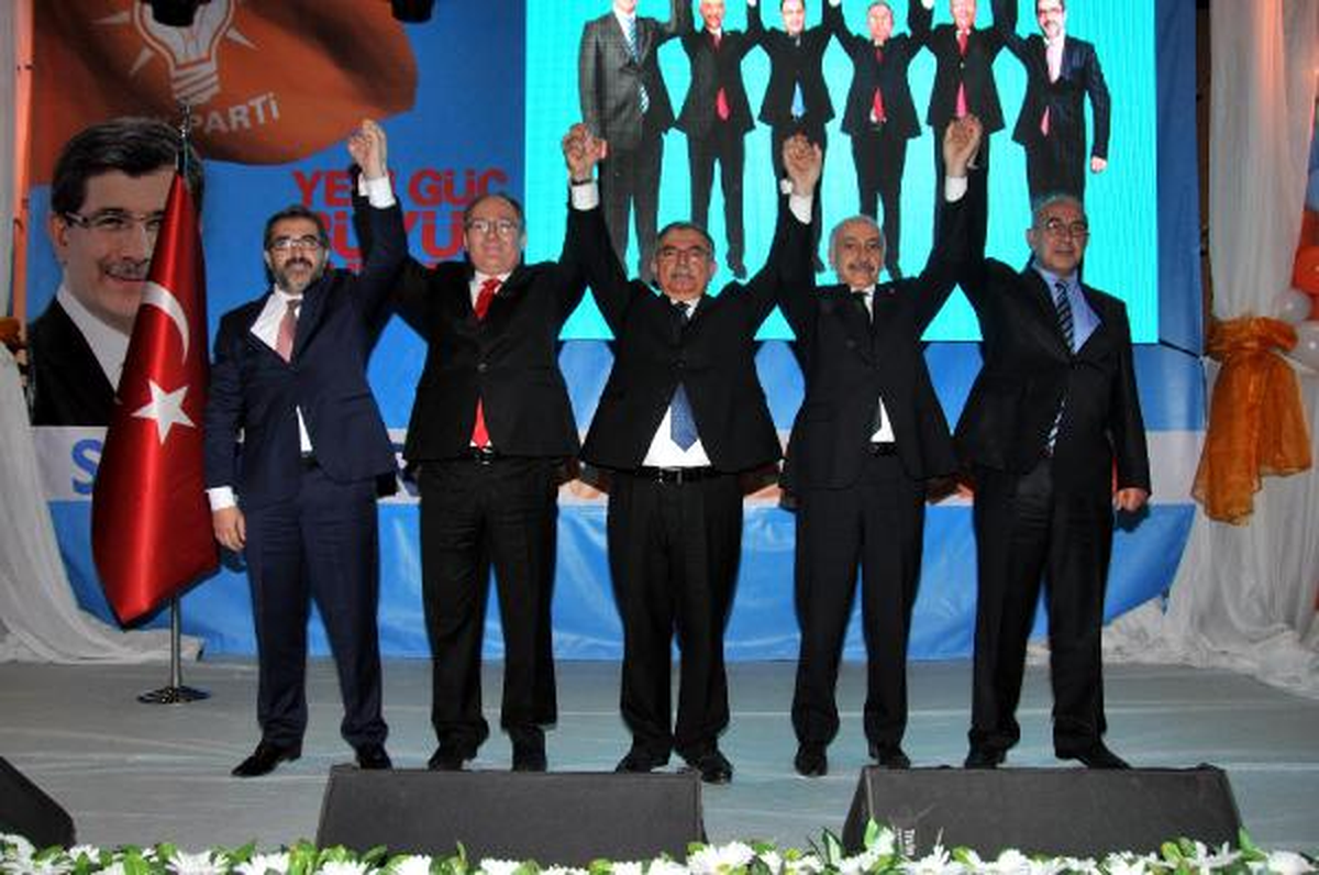 Bakan Yılmaz: Ülkeyi Koalisyona Mahkum Etmek İstiyorlar