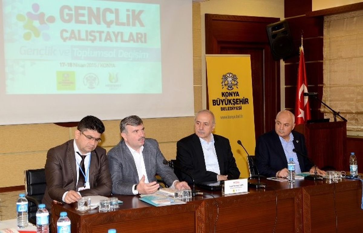 Başkan Akyürek "Gençlik ve Toplumsal Değişim" Çalıştayına Katıldı