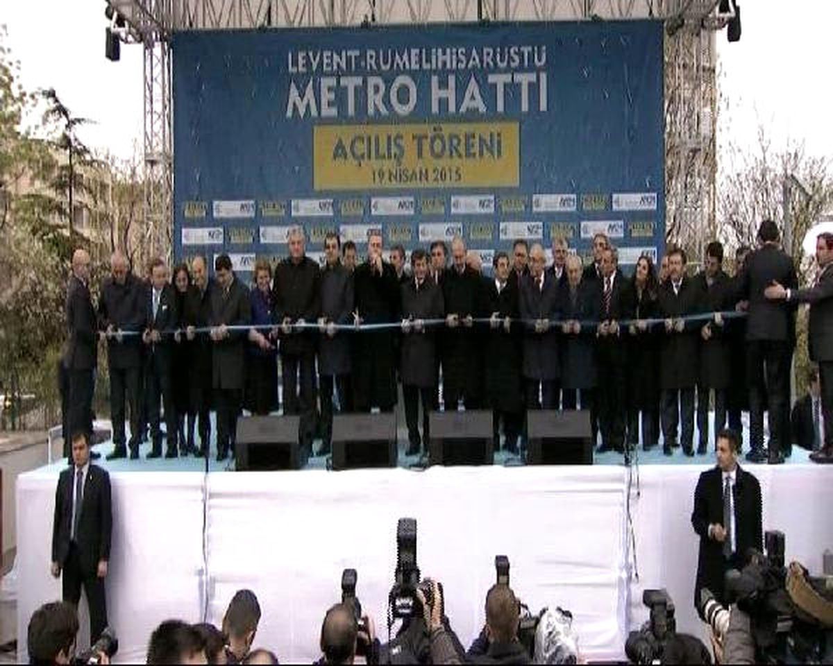 Erdoğan, Levent-Hisarüstü Metro Hattı\'nın Etiler Durağı Açılışında...