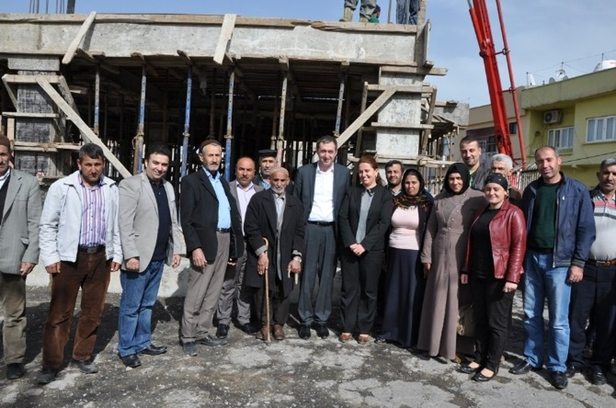 Eşbaşkanlar Taziye Evinde İncelemelerde Bulundu