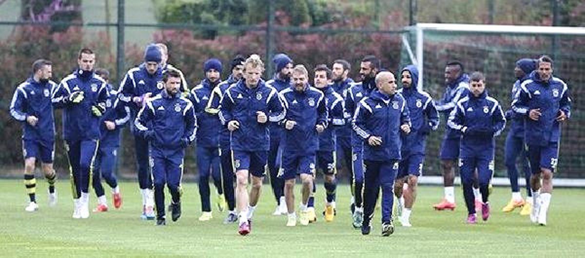 Fenerbahçe Kampa Girdi