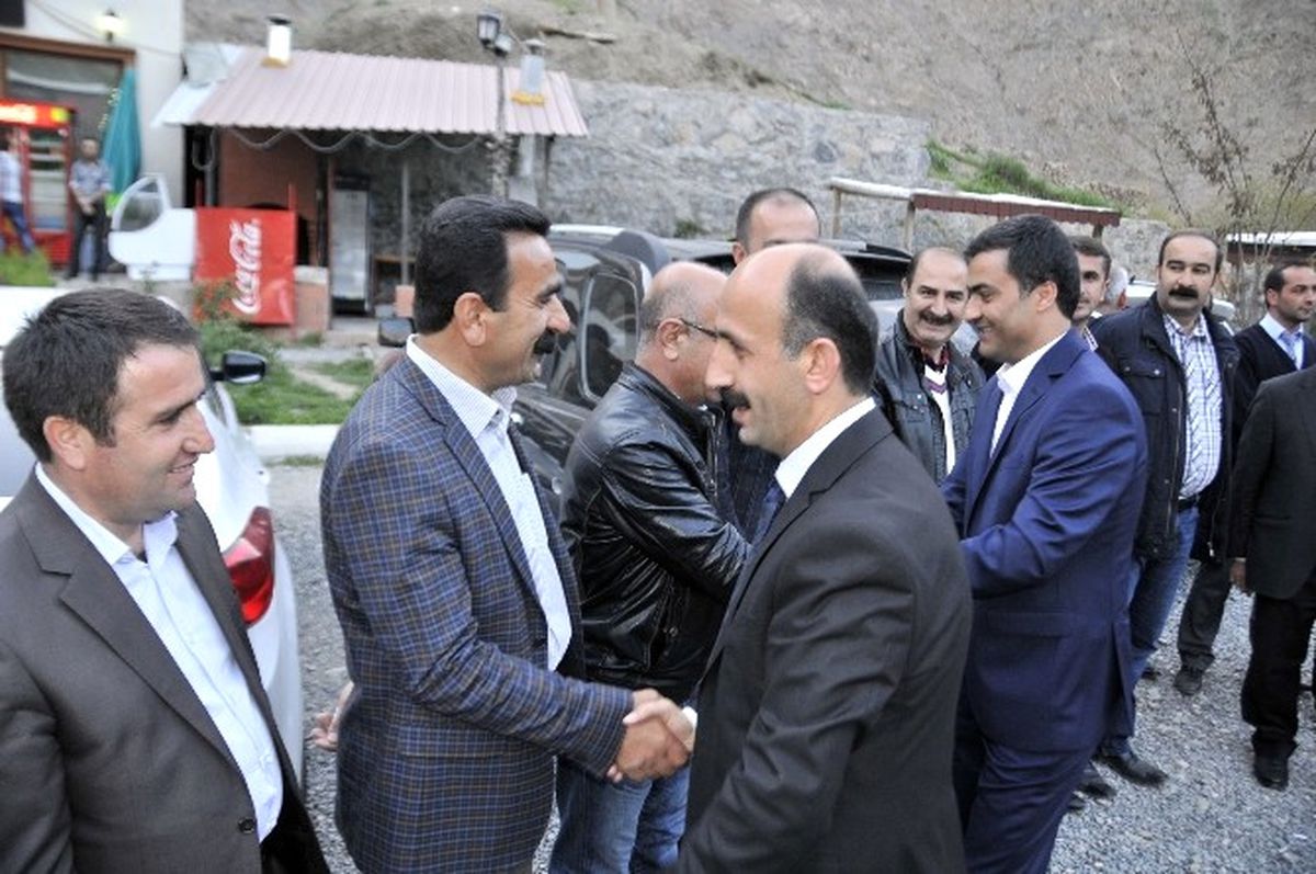 Hdp\'den Milletvekili Adaylarına Dayanışma Yemeği