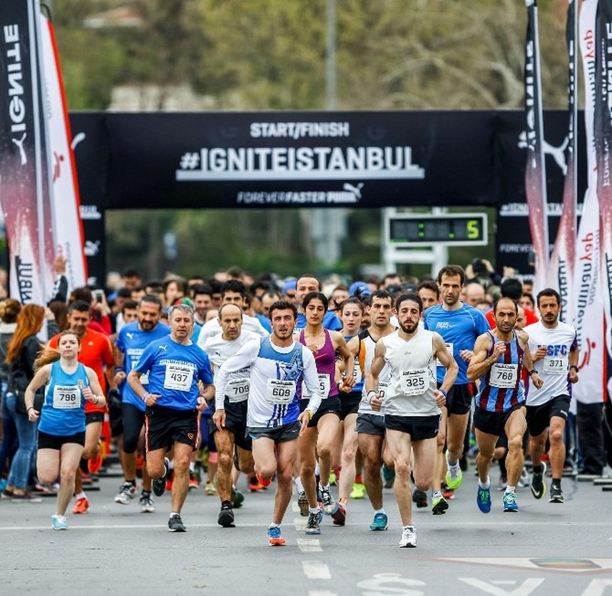 Ignıte İstanbul Yarışı\' Koşucuları İstanbul\'u Ateşledi