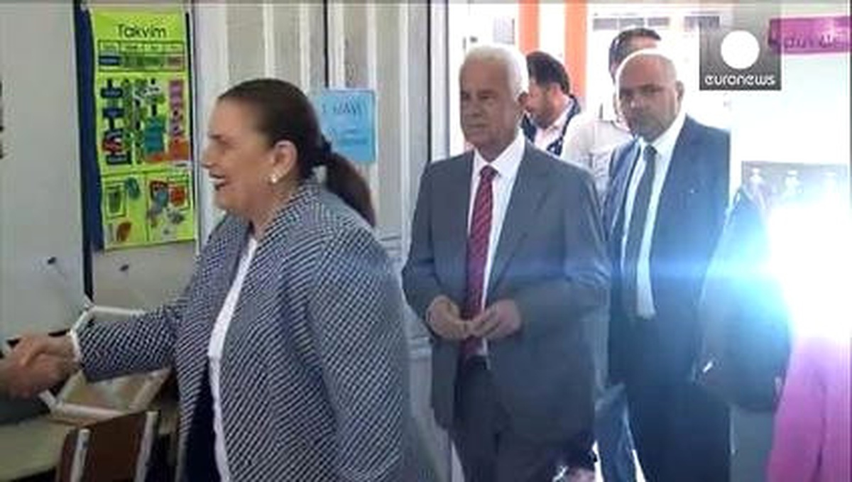 KKTC\'de Cumhurbaşkanlığı Seçimleri İkinci Tura Kaldı