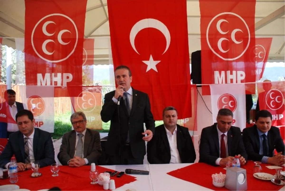 MHP\'den Sevgi ve Barış Çağrısı