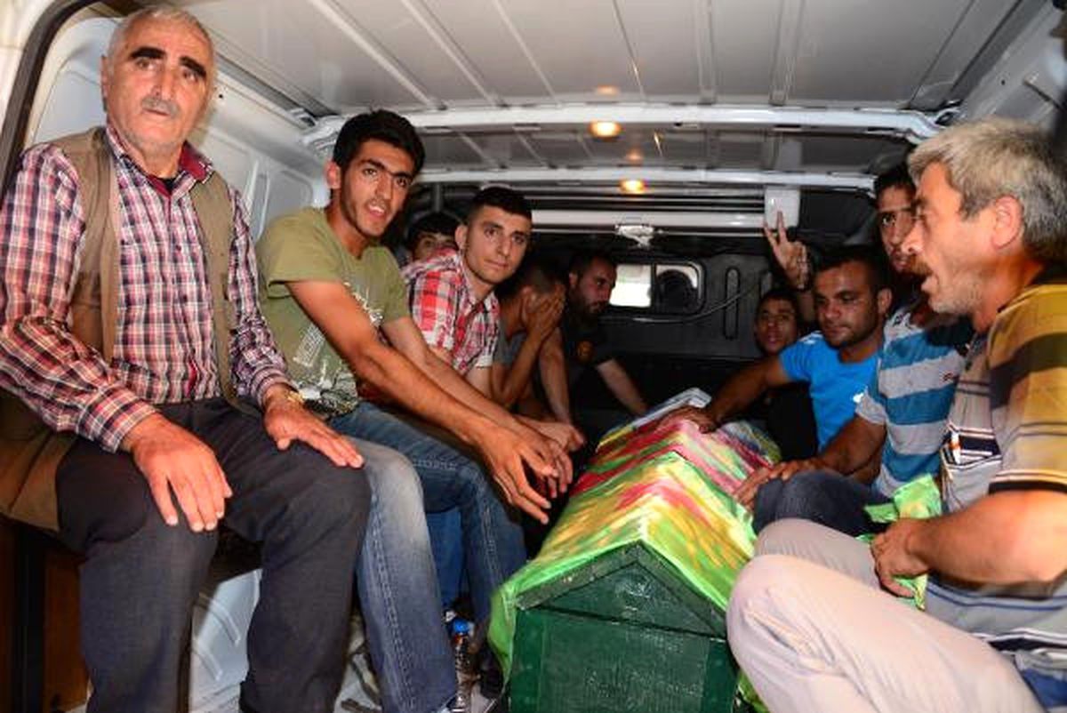 Polis, Katili Bulmak İçin \'Damacanaya Atış\' Deneyi Yaptı