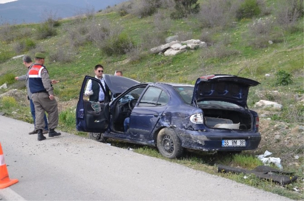 Tosya\'da Trafik Kazası: 1 Ölü, 1 Yaralı