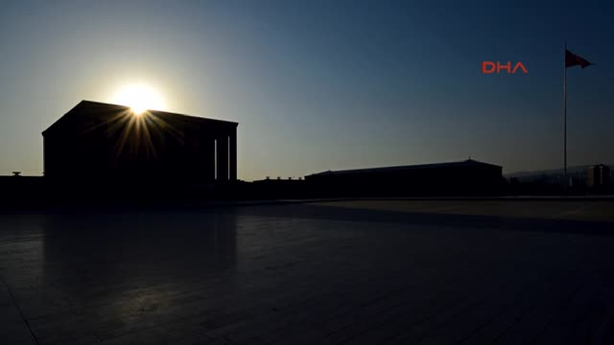 Anıtkabir 24 Nisan? da 24 Saat Ziyarete Açılacak