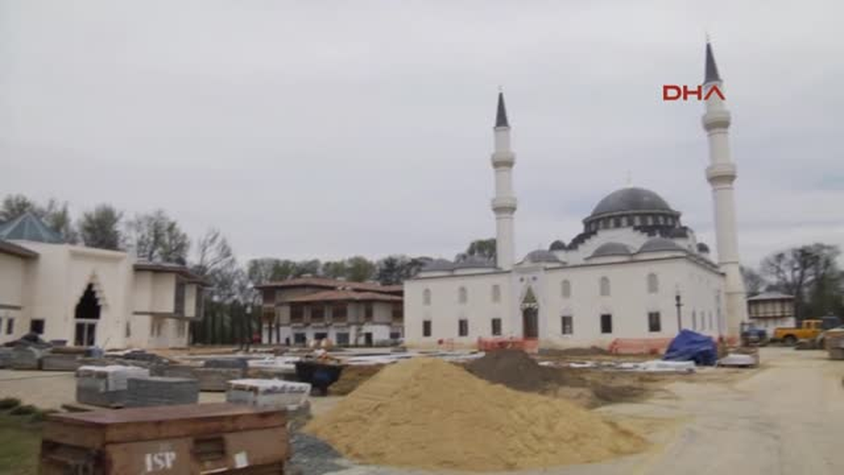 Bakan Çavuşoğlu,türk-Amerikan Kültür ve Medeniyet Merkezi\'ni Ziyaret Etti