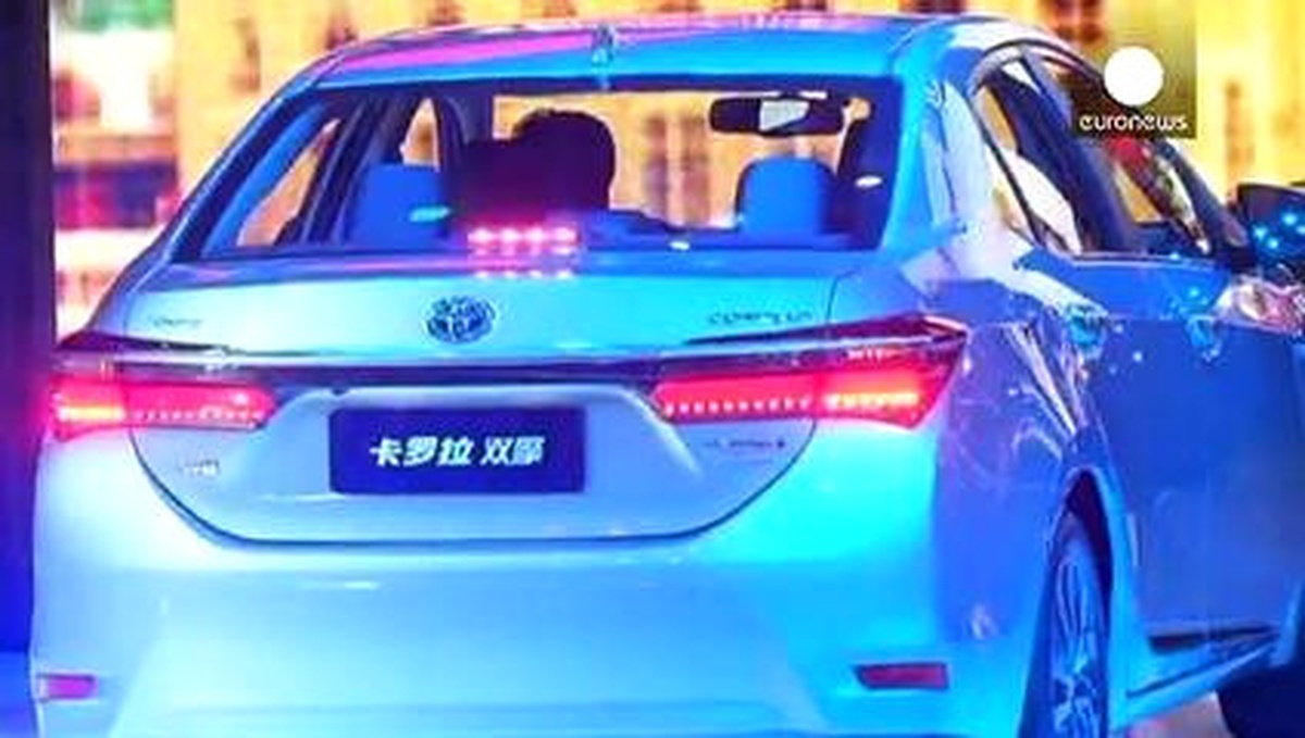 Çin\'in En Büyük Otomobil Fuarı Şangay\'da Başladı