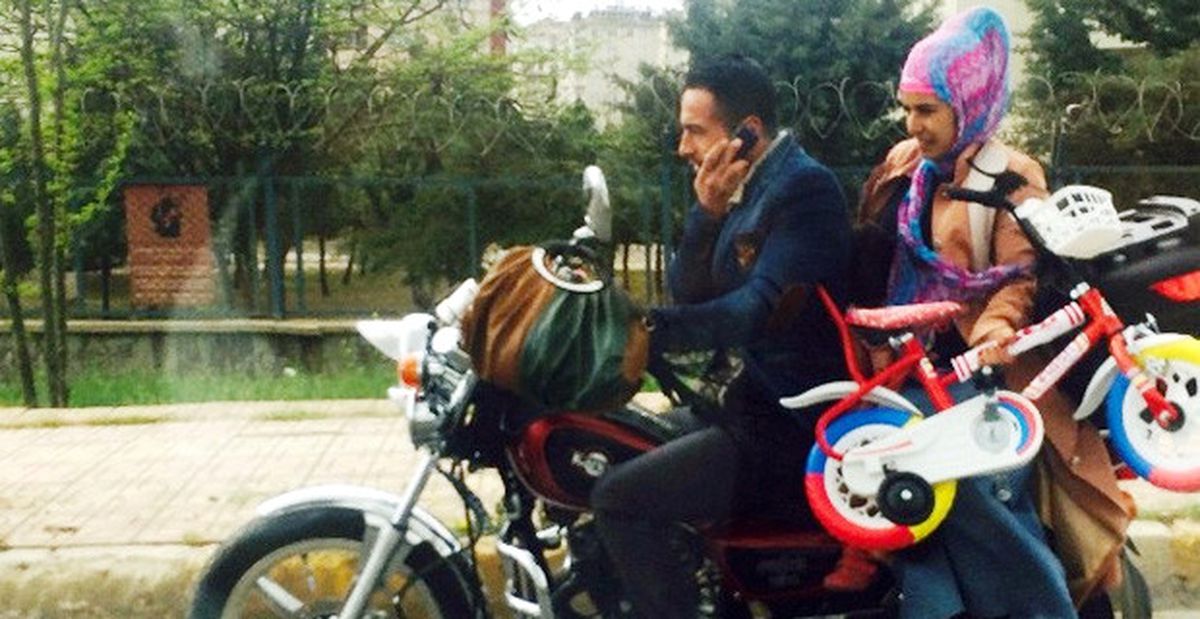 Diyarbakır'da Motorsiklet Üstünde Tehlikeli Yolculuk