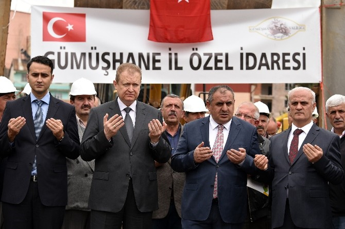 Gümüşhane İl Özel İdaresi\'nde İş Sezonu Dualarla Açıldı