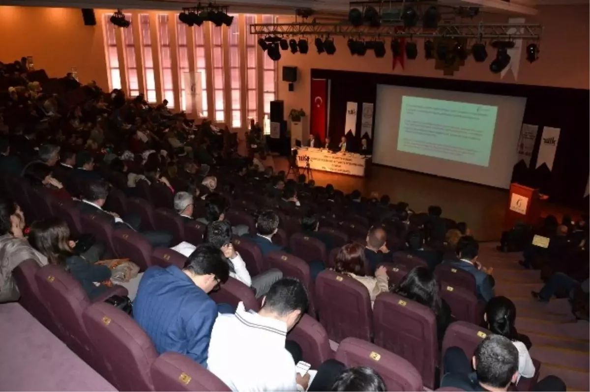 İstatistikler Işığında \'Manisa\'da Eğitim Analizi\' Paneli