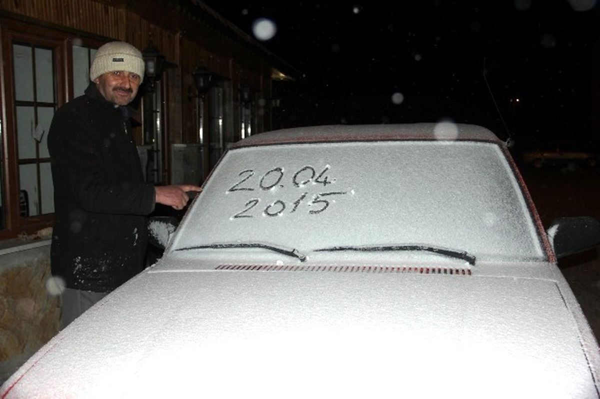 Kastamonu\'ya Nisan Karı Yağdı
