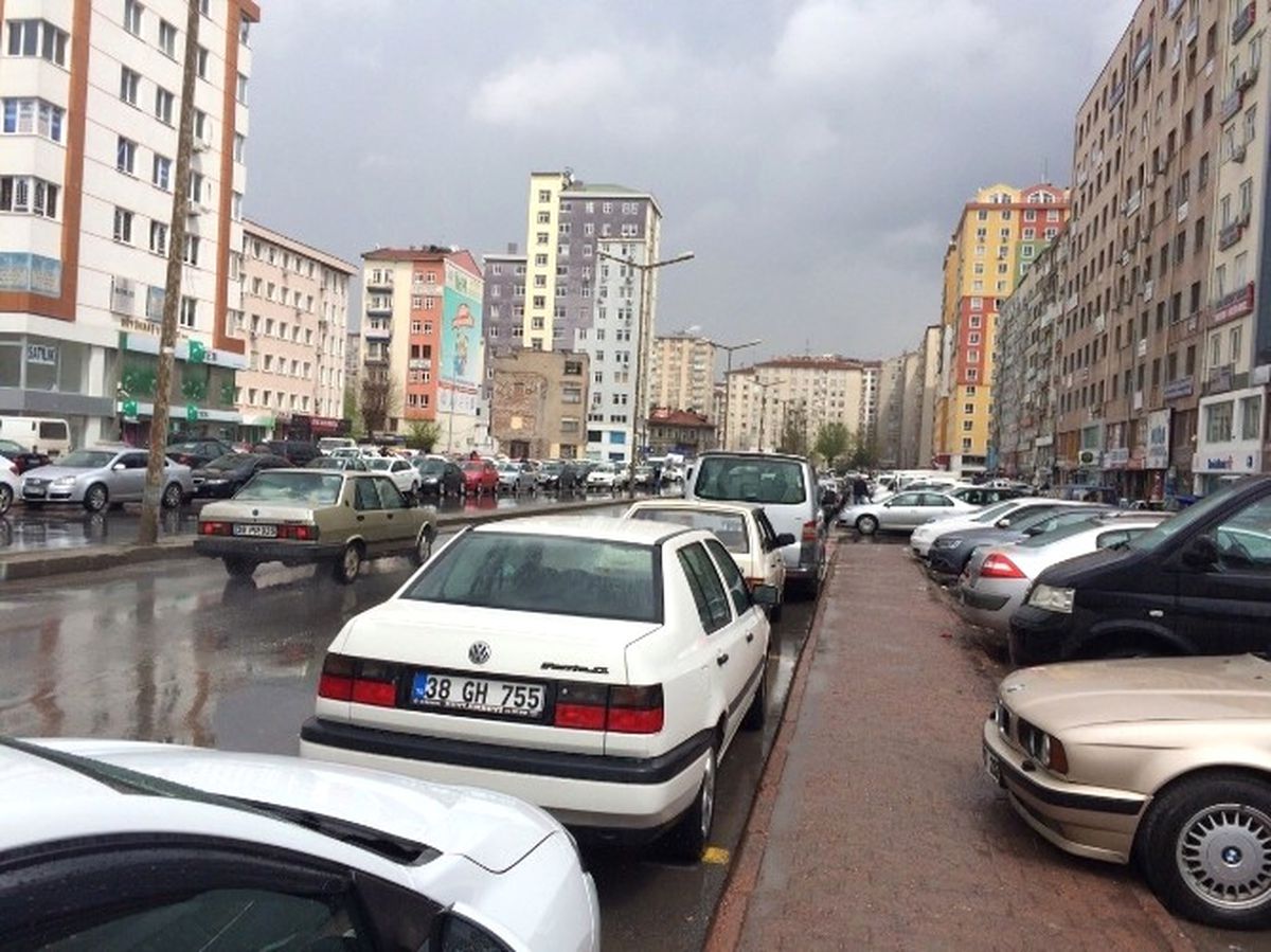 Kayseri\'de Dolu Yağdı