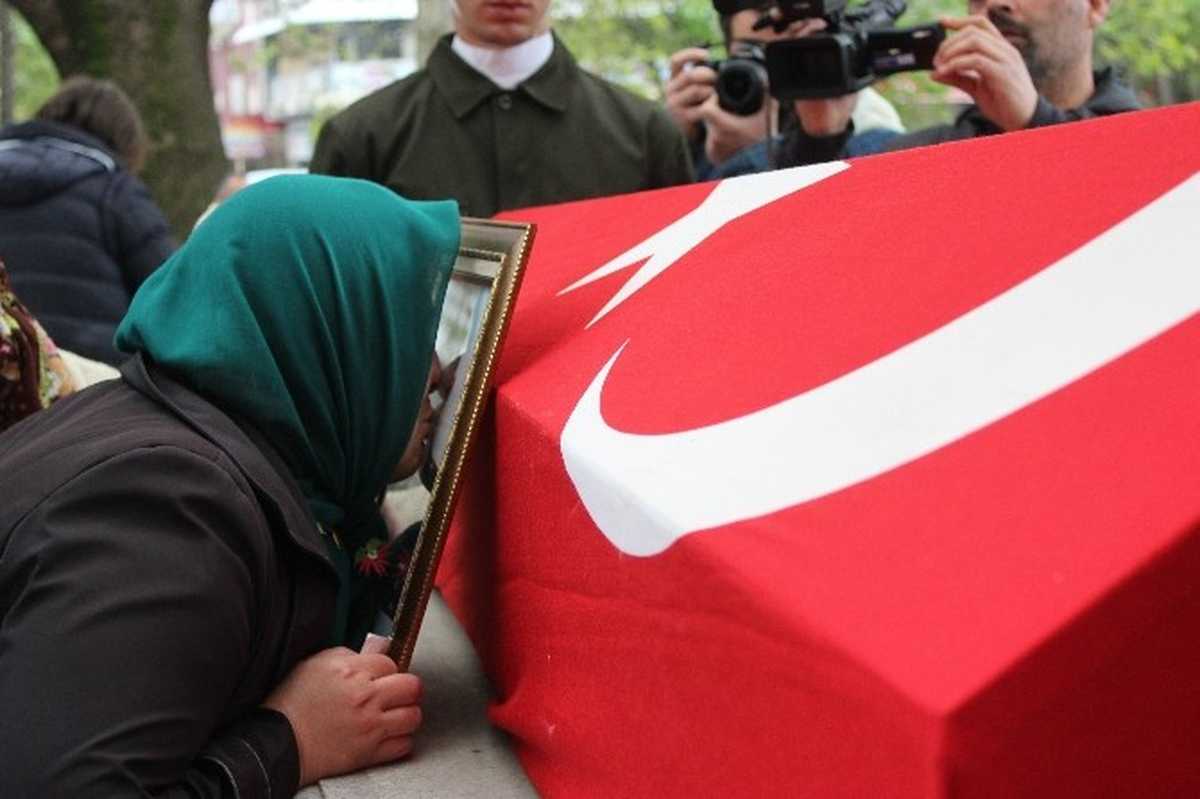 Kazada Ölen Üsteğmene Son Görev