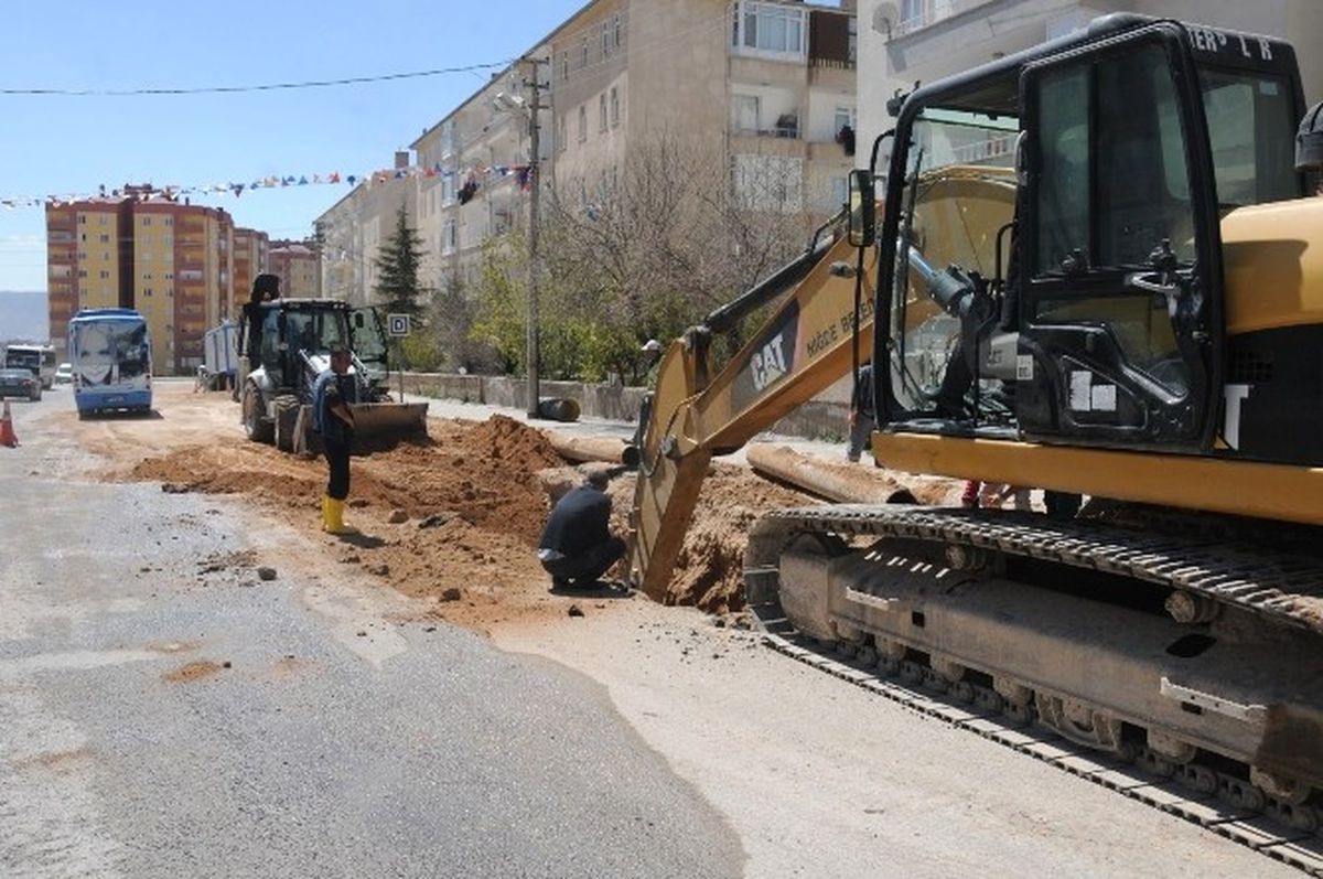 Niğde\'de Alt Yapı Çalışmaları Devam Ediyor