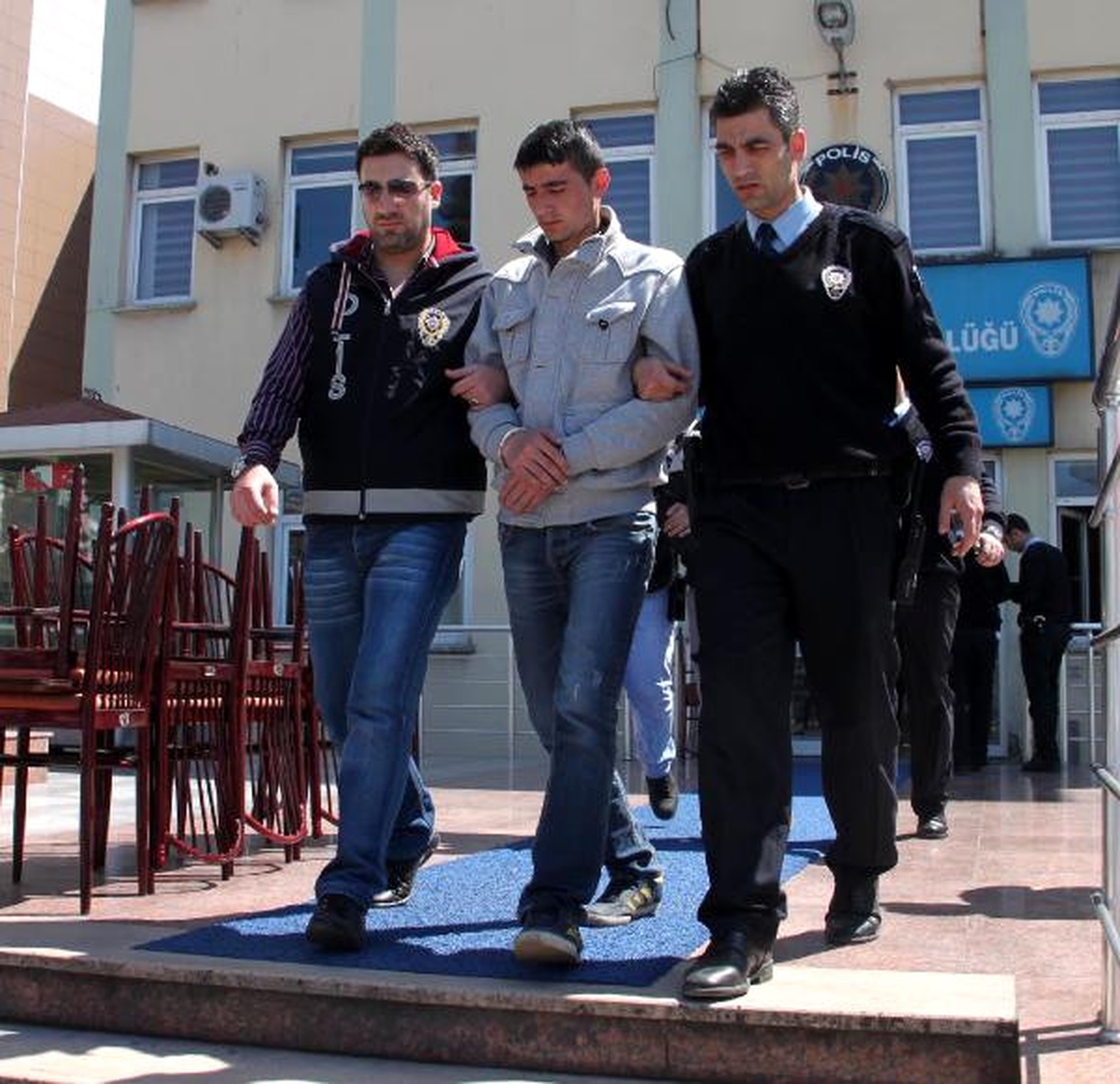 Playstation Kafede Hırsızlığa 2 Tutuklama