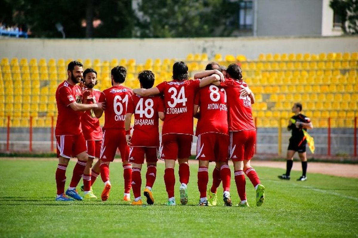 Yeni Malatyaspor Şampiyon Gibi