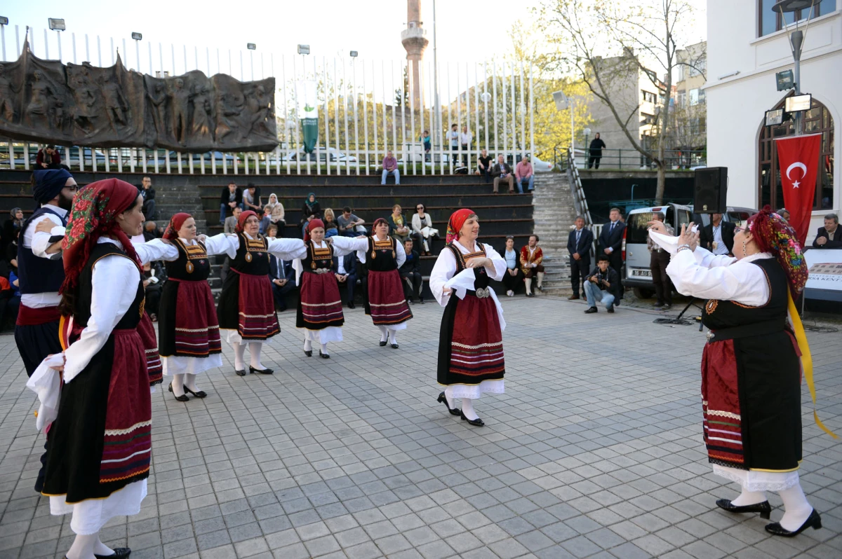 Yunanistan Halk Danslar Ekibi Keyifli Anlar Yaşattı
