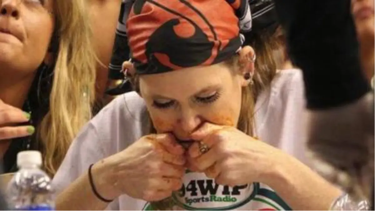 120-pound Woman Breaks Her Steak-eating Record