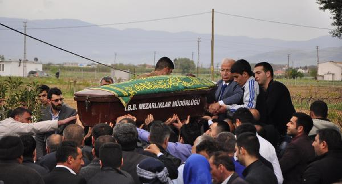 Ak Partili Başkan Helallik İsteyerek İntihar Etti (2)